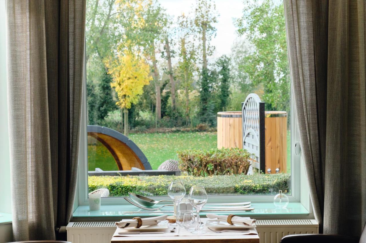 Au Petit Manoir Bed & Breakfast Socx Exterior photo
